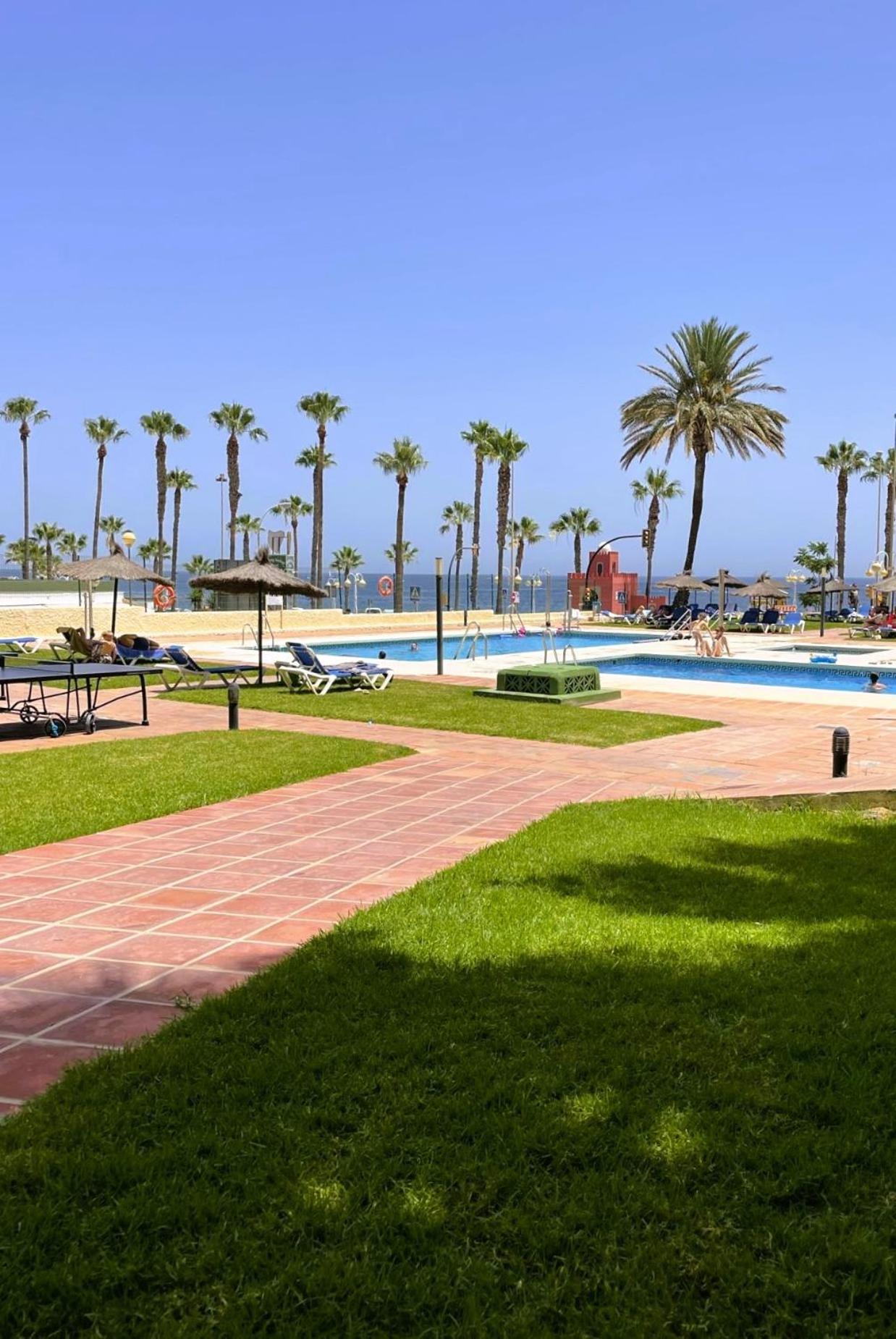 贝纳尔马德纳Aloha Playa Vistas Al Mar公寓 外观 照片