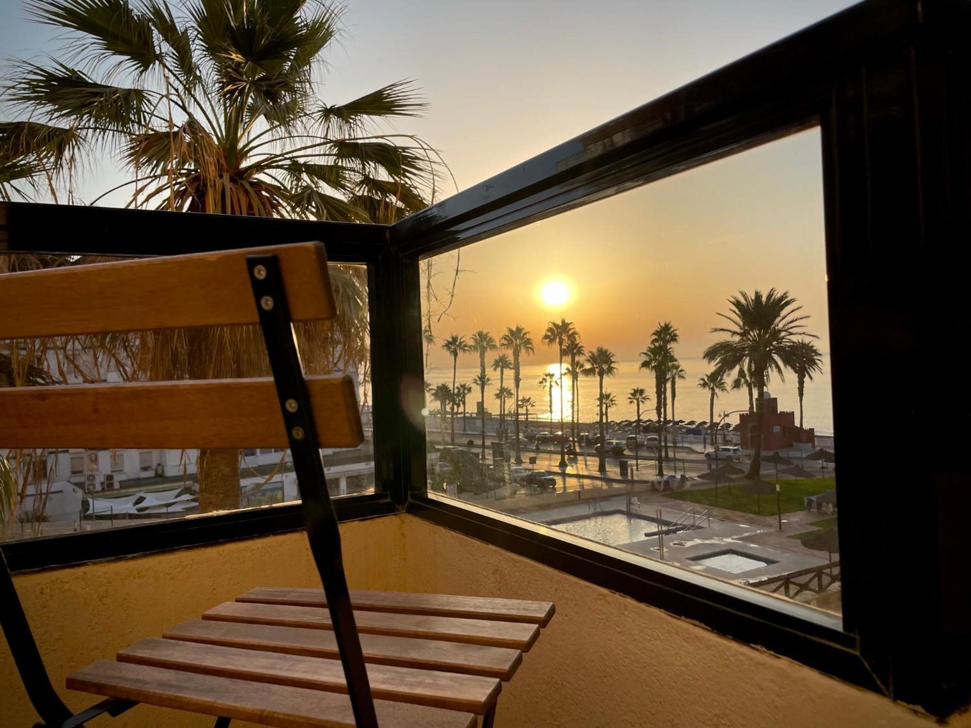 贝纳尔马德纳Aloha Playa Vistas Al Mar公寓 外观 照片